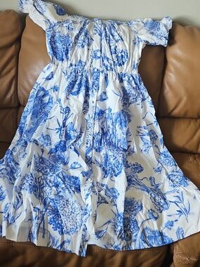 T Tahari Blue and White Floral Midi Dress